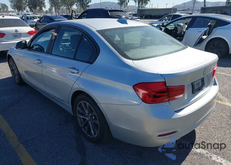 2016 BMW 320I z USA, uszkodzony, nr VIN WBA8E1G53GNU10328